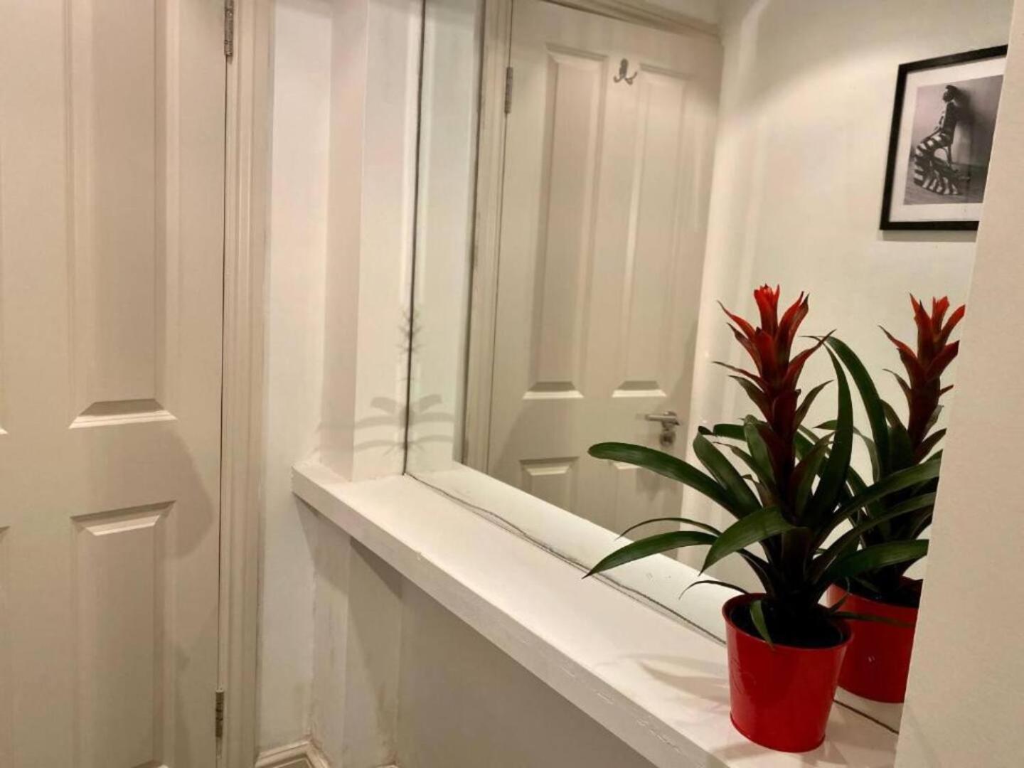 Апартаменти Niru Experience Hidden Gem In Chelsea 2Bd 2Ba Лондон Екстер'єр фото