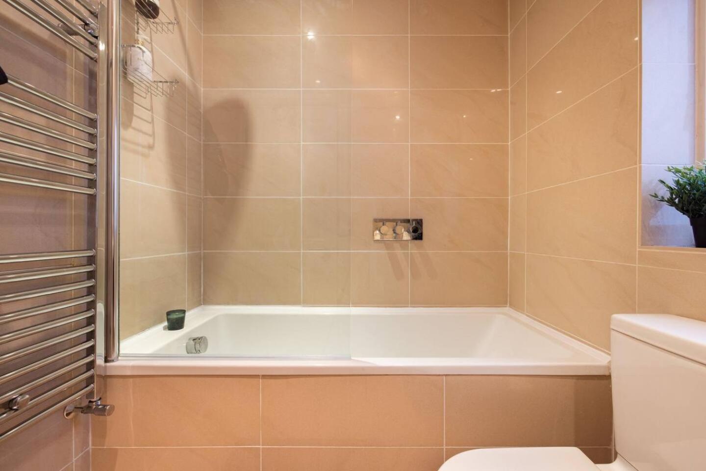 Апартаменти Niru Experience Hidden Gem In Chelsea 2Bd 2Ba Лондон Екстер'єр фото