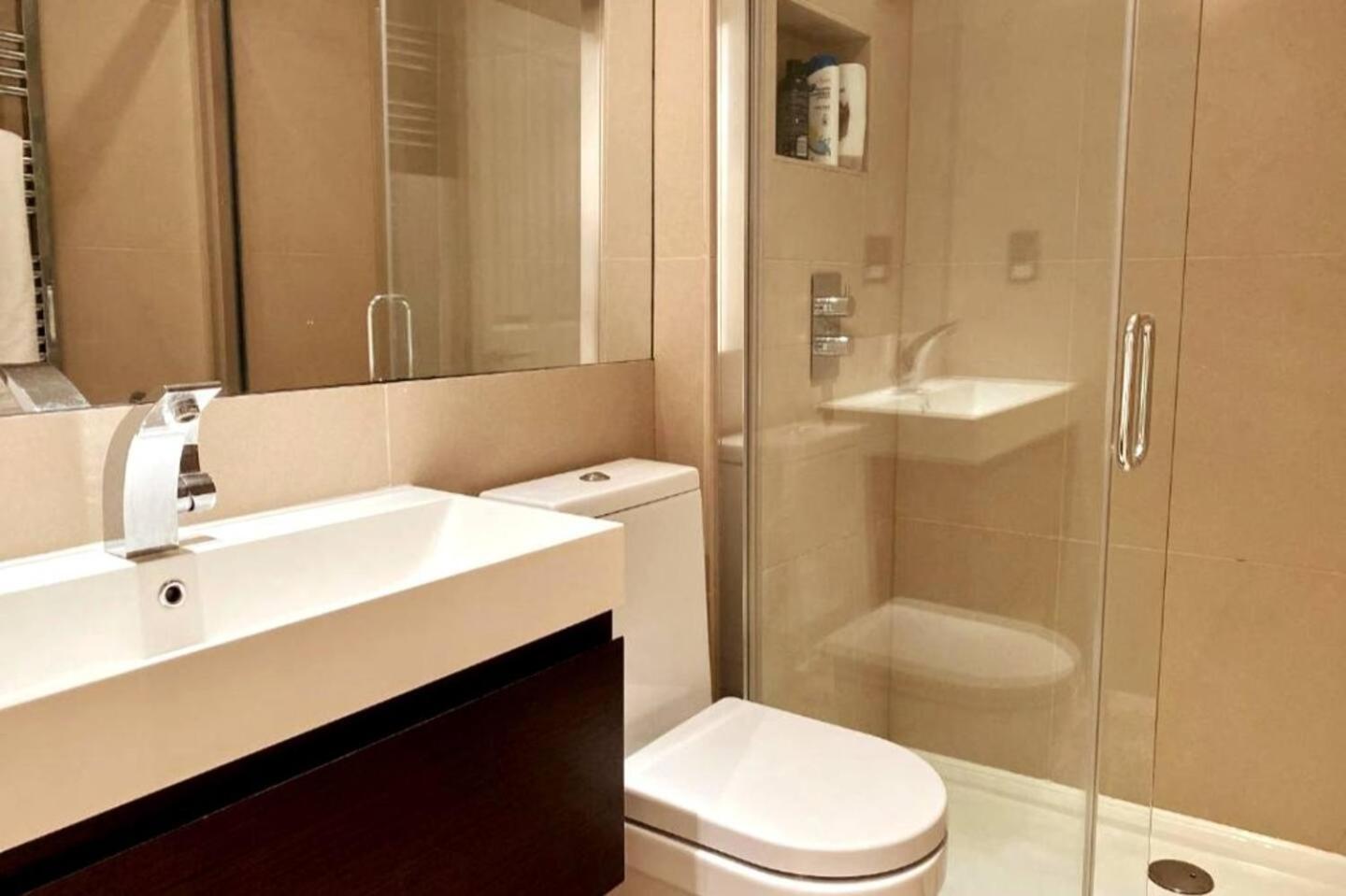 Апартаменти Niru Experience Hidden Gem In Chelsea 2Bd 2Ba Лондон Екстер'єр фото